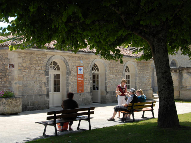 Office De Tourisme saintes