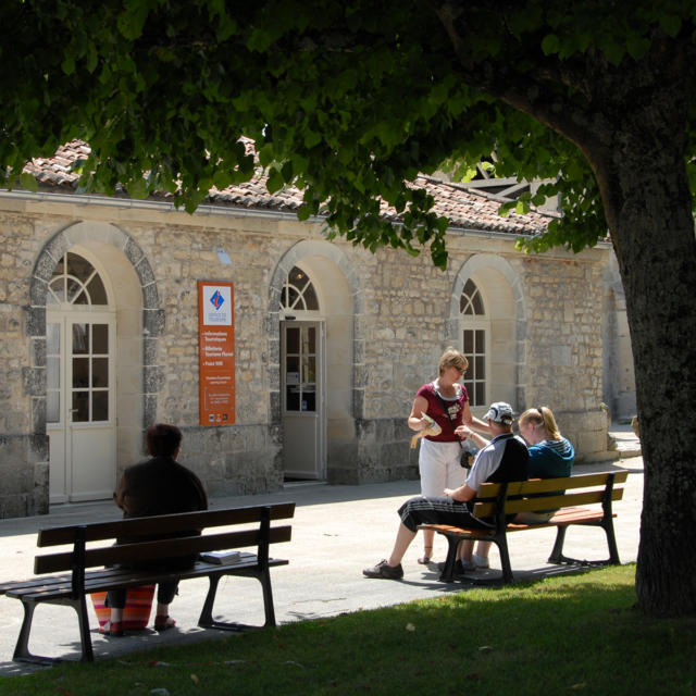 Office De Tourisme saintes