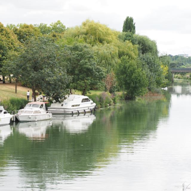 Fleuve Charente Saintes