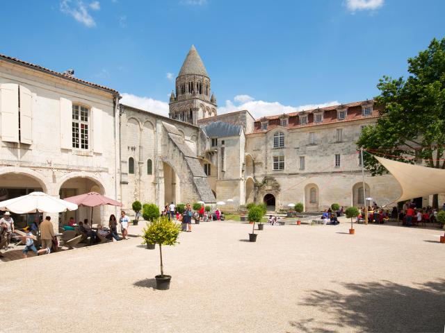 Abbaye Sébastien Laval